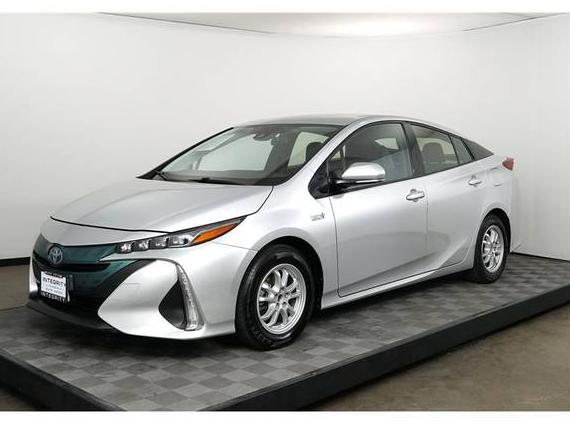 TOYOTA PRIUS PRIME 2017 JTDKARFP8H3010509 image
